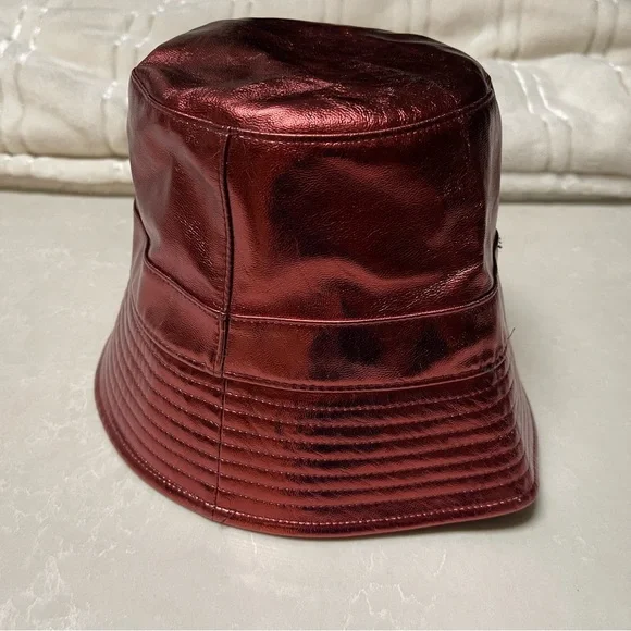 GUC Wyeth Faux Leather Bucket Hat - Picture 7 of 11